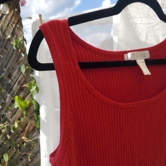 Red Ribbed Tank Top - Picture 6 of 6